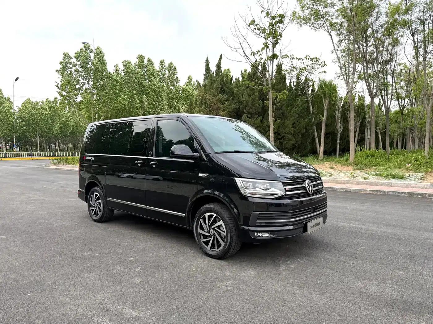 Multivan 2018 2.0TSI 4WD Explorer Edition 7-seater — миниатюра 3