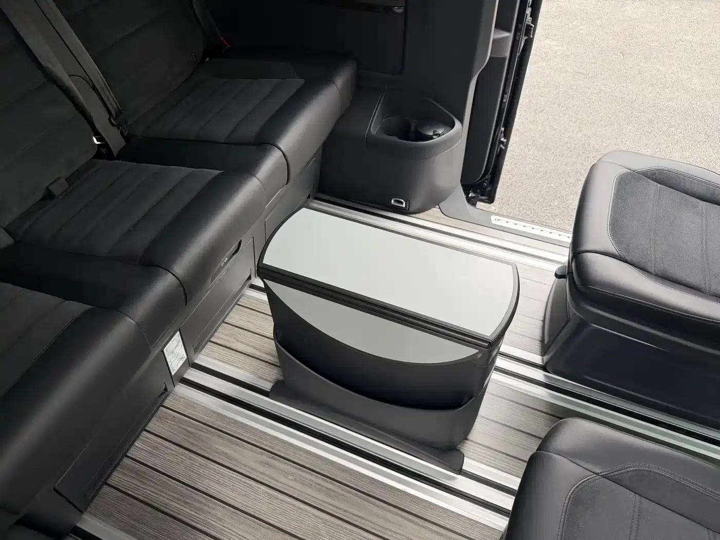 Multivan 2018 2.0TSI 4WD Explorer Edition 7-seater — миниатюра 21