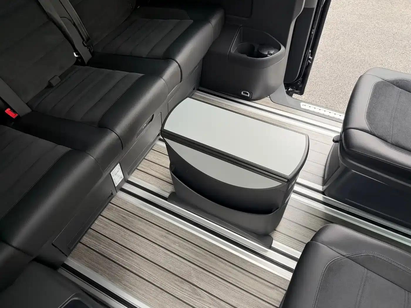 Multivan 2018 2.0TSI 4WD Explorer Edition 7-seater — миниатюра 25
