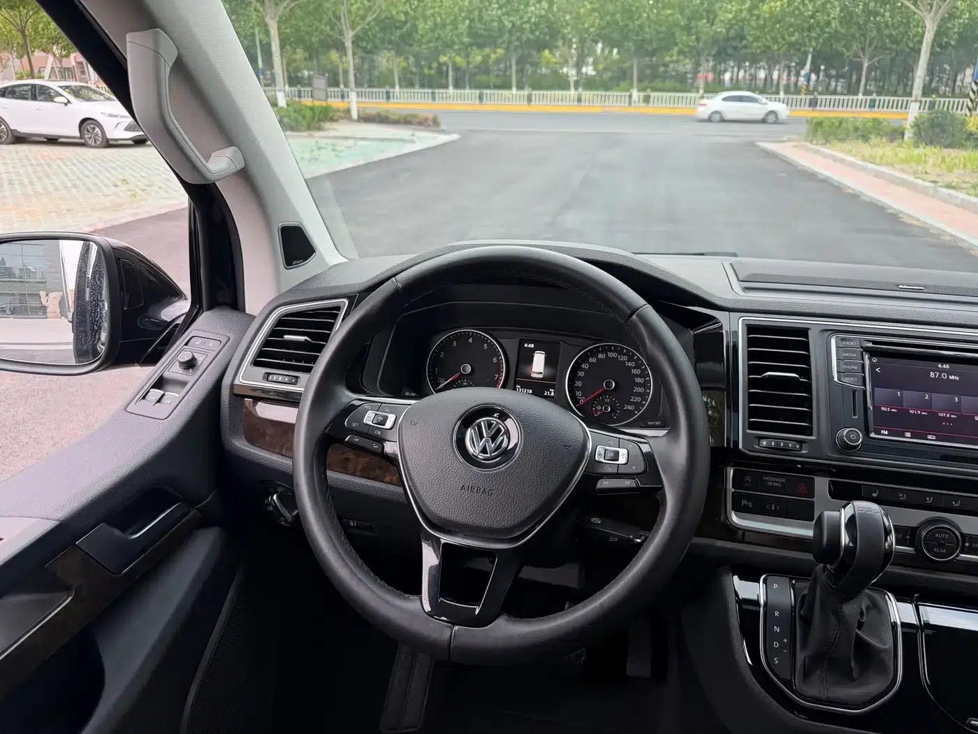 Multivan 2018 2.0TSI 4WD Explorer Edition 7-seater — миниатюра 8