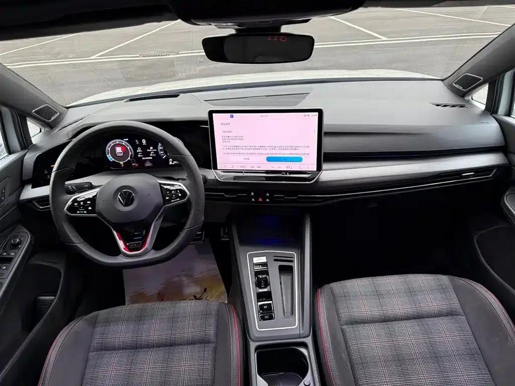 2025 Golf GTI 380TSI DSG GTI — миниатюра 26