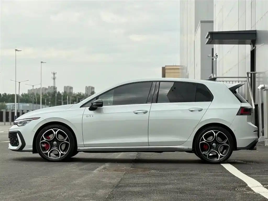 2025 Golf GTI 380TSI DSG GTI — миниатюра 6