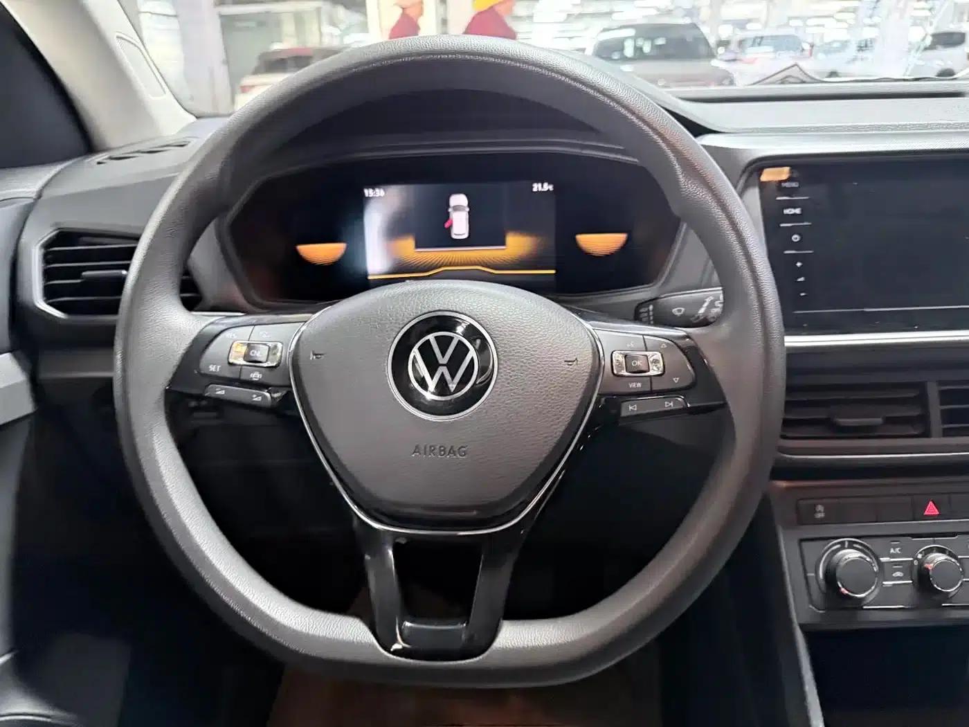 2023 Volkswagen T-Cross 1.5L Automatic Comfort Edition — миниатюра 14