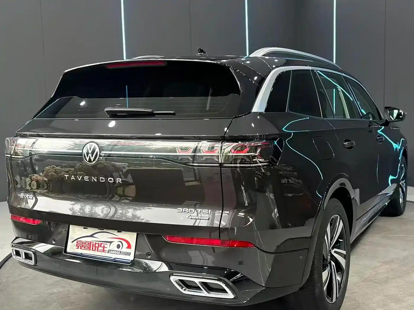 2024 Range Rover 380TSI AWD R-Line Cruiser — миниатюра 6