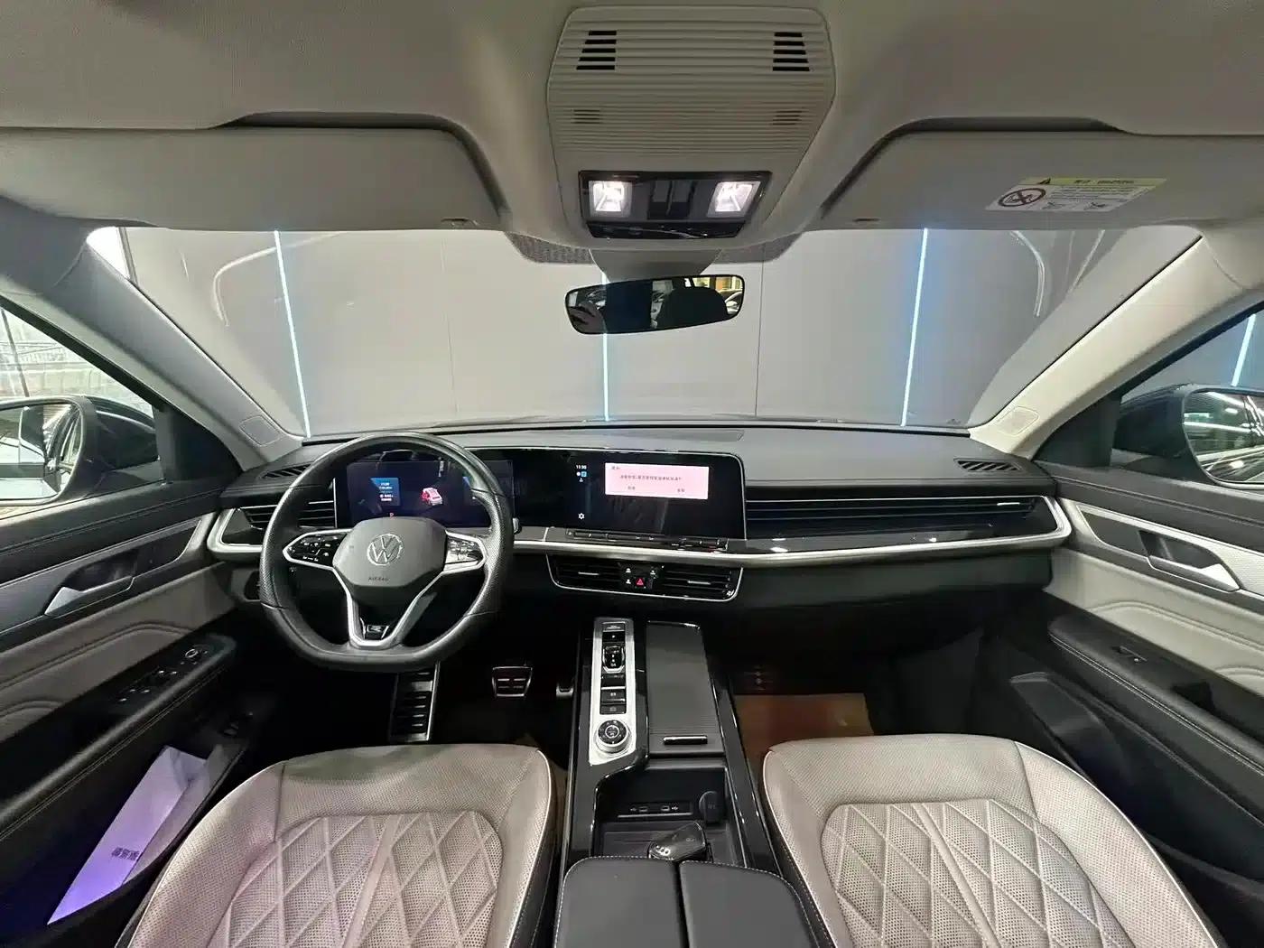 2024 Range Rover 380TSI AWD R-Line Cruiser — миниатюра 9