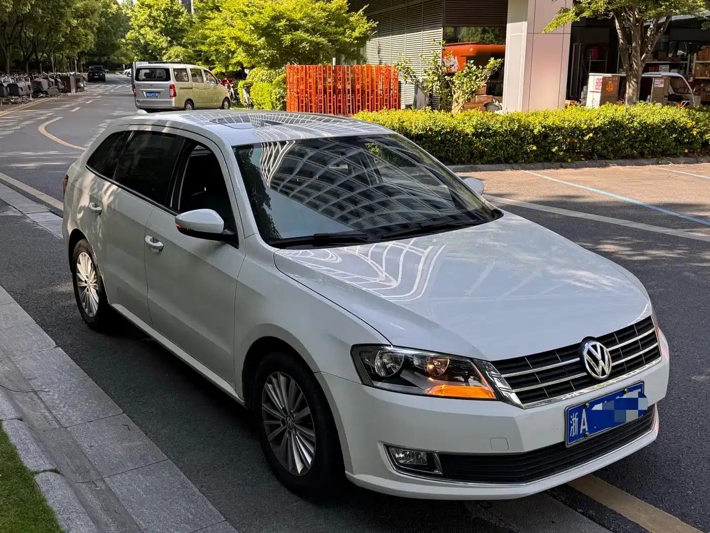 Lavida Gran Turismo 2013 1.4TSI Automatic Comfort Model — миниатюра 2