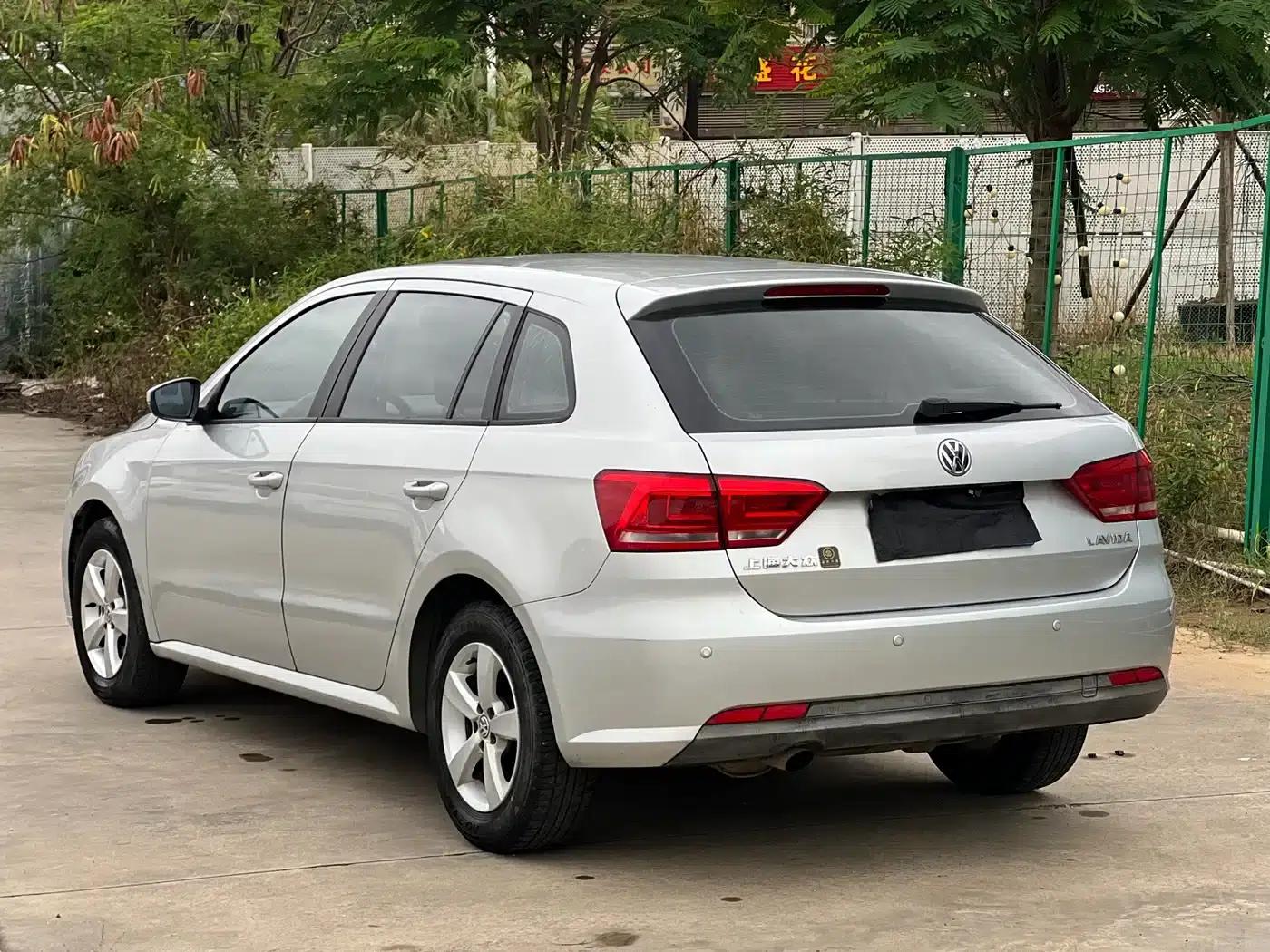 Lavida Gran Turismo 2013 1.6L Manual Fashion Edition — миниатюра 8