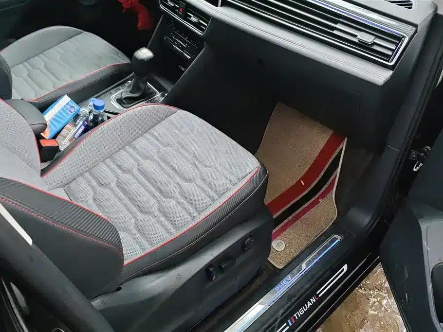 Tiguan L Plug-in Hybrid 2023 430PHEV Plug-in Hybrid Flagship Edition — миниатюра 8