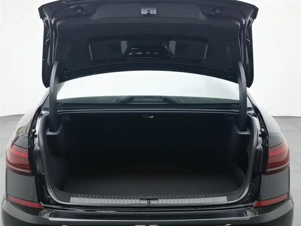 2022 Volkswagen Passat Plug-in Hybrid 430PHEV Hybrid Business Edition — миниатюра 16