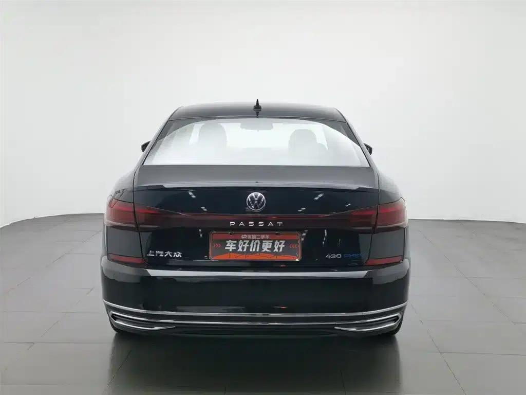 2022 Volkswagen Passat Plug-in Hybrid 430PHEV Hybrid Business Edition — миниатюра 4