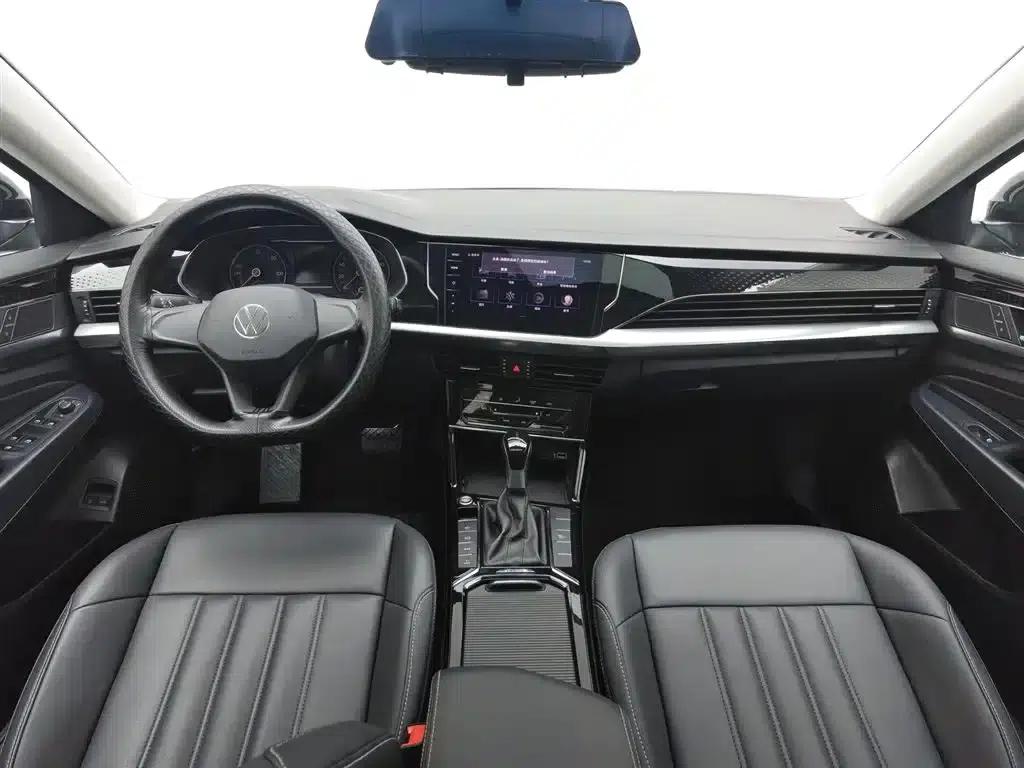 2022 Volkswagen Passat Plug-in Hybrid 430PHEV Hybrid Business Edition — миниатюра 5