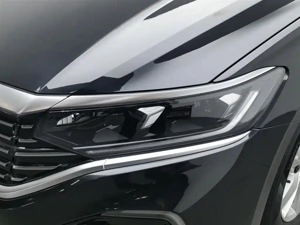 2022 Volkswagen Passat Plug-in Hybrid 430PHEV Hybrid Business Edition — миниатюра 7