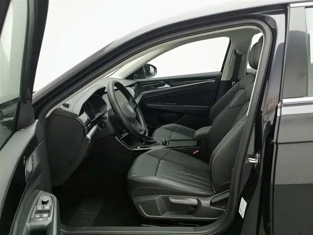 2022 Volkswagen Passat Plug-in Hybrid 430PHEV Hybrid Business Edition — миниатюра 10