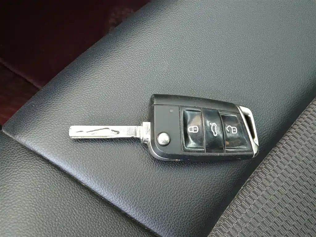 Golf Sportsvan 2018 230TSI Automatic Entry-Level — миниатюра 17
