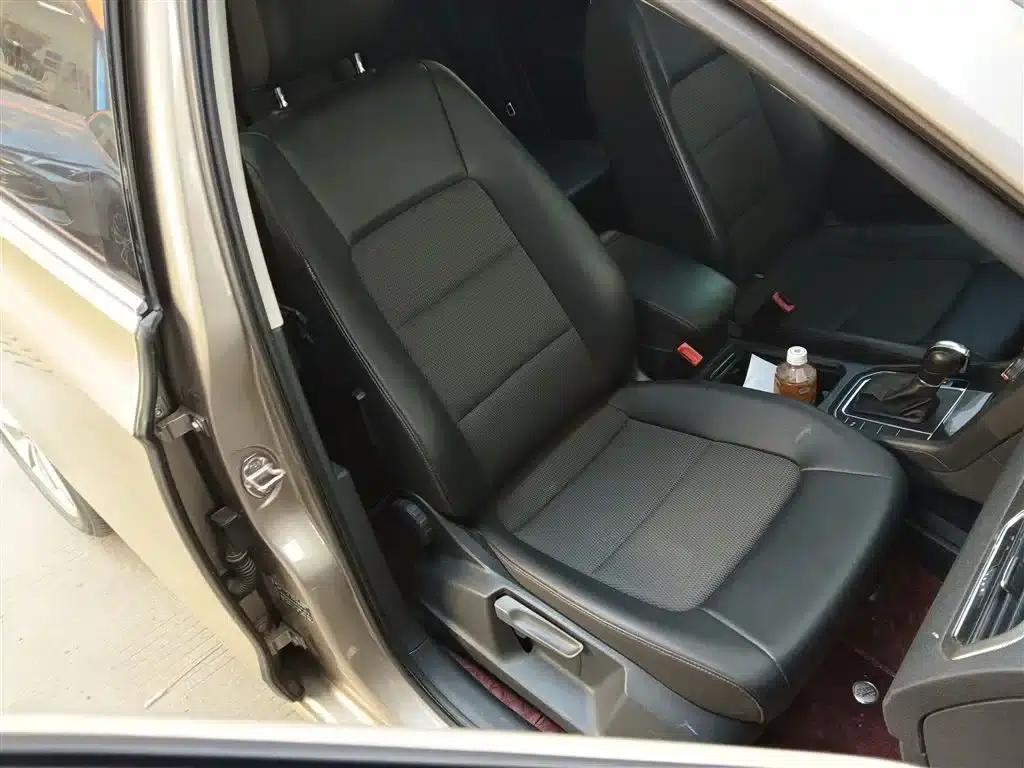 Golf Sportsvan 2018 230TSI Automatic Entry-Level — миниатюра 20