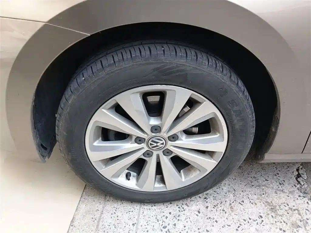 Golf Sportsvan 2018 230TSI Automatic Entry-Level — миниатюра 25