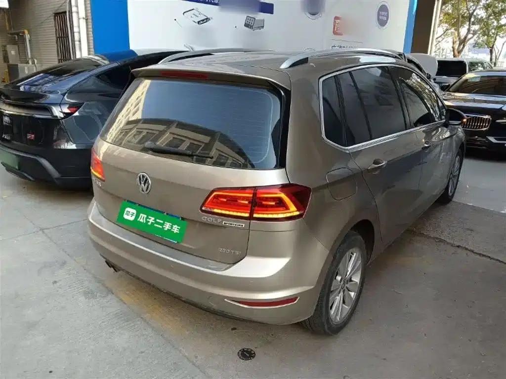 Golf Sportsvan 2018 230TSI Automatic Entry-Level — миниатюра 5