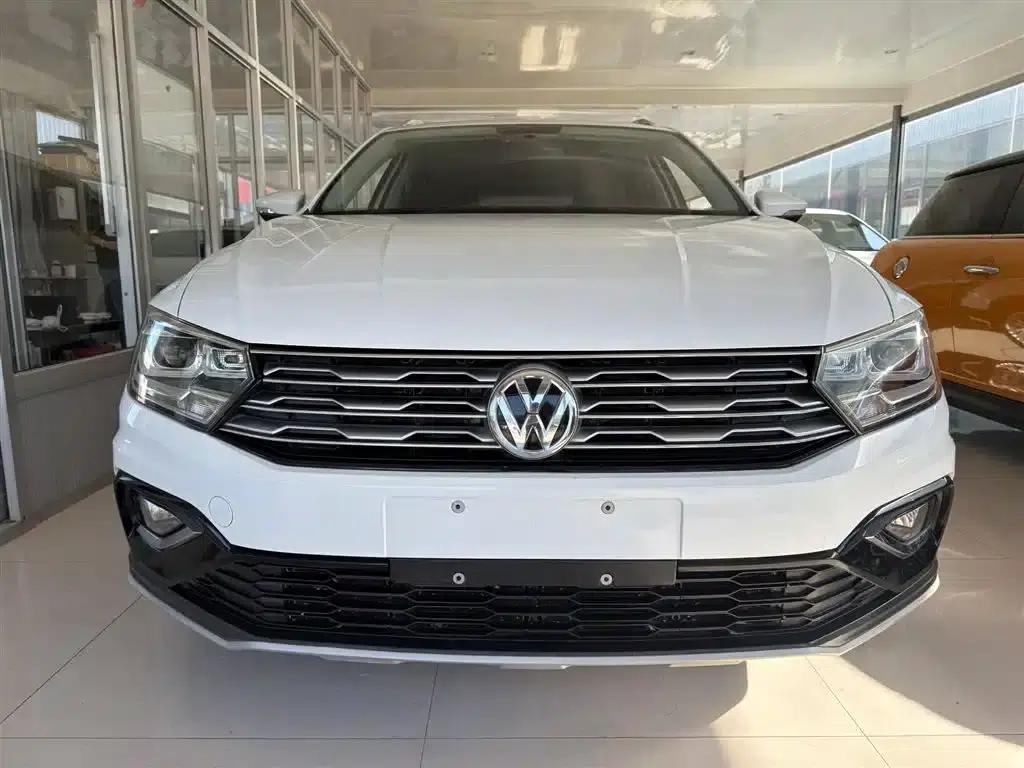 C-TREK 2018 1.5L Automatic Fashion Model — миниатюра 2