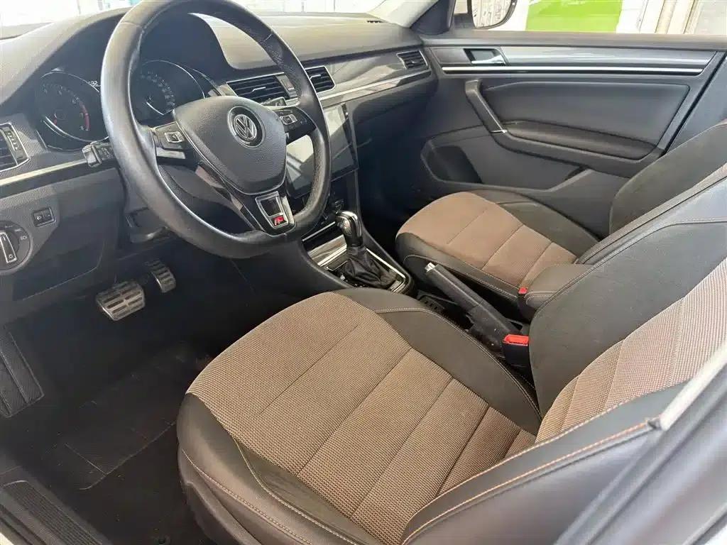 C-TREK 2018 1.5L Automatic Fashion Model — миниатюра 6