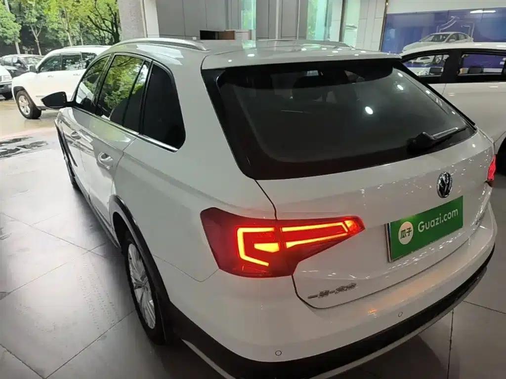 C-TREK 2017 1.6L Automatic Comfort Model — миниатюра 5