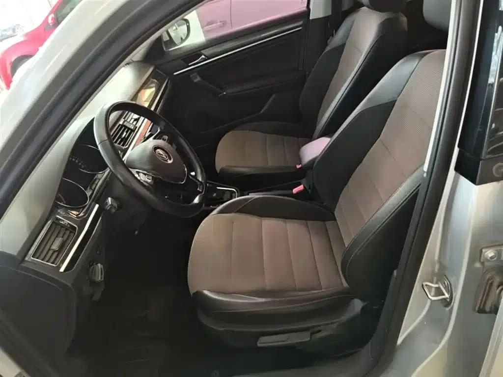 C-TREK 2018 1.5L Automatic Comfort Model — миниатюра 15