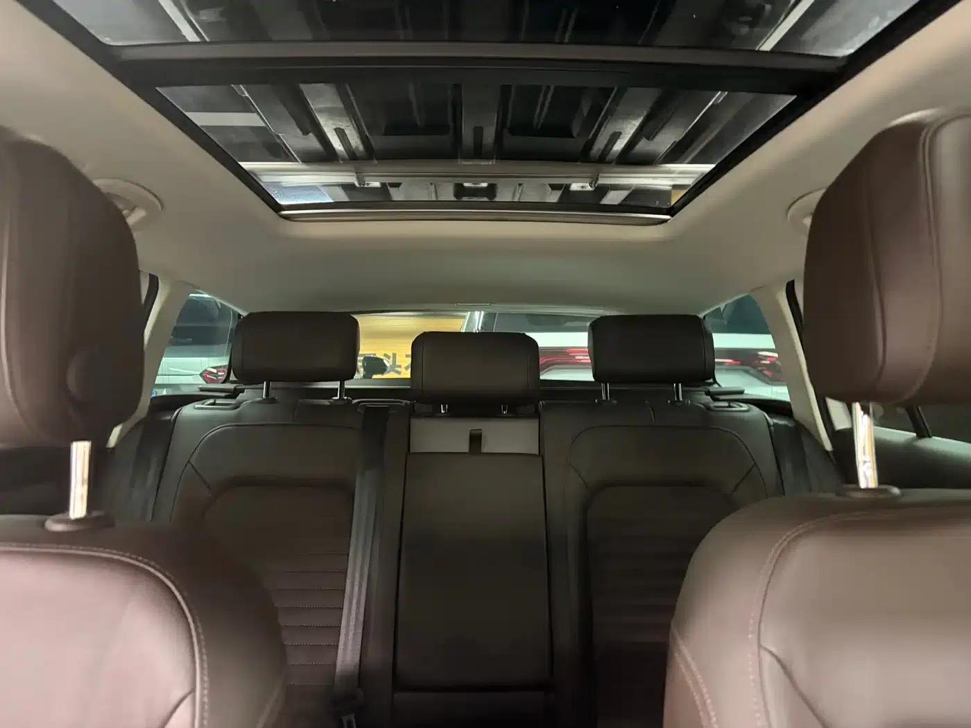 2016 Volkswagen Passat Variant 380TSI 2WD R-line — миниатюра 5