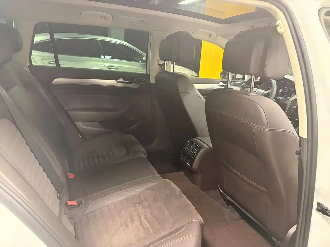 2016 Volkswagen Passat Variant 380TSI 2WD R-line — миниатюра 7
