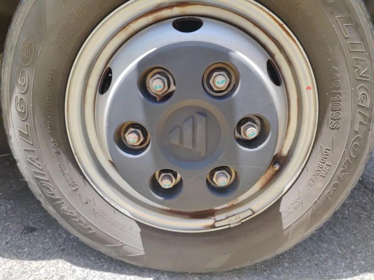 Foton Toano 2022 2.8T Manual Jixiang Multi-Function Long-Wheelbase Mid-Roof with Rear Dual Tires 7/9-Seater F2.8NS6B177L — миниатюра 8