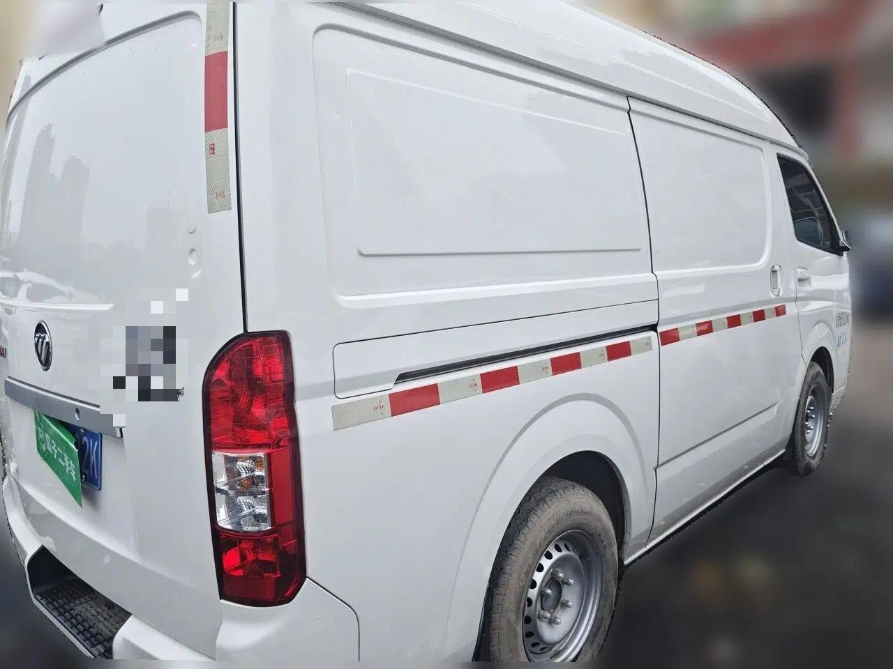Foton Scenic G7 2022 2.4L Gasoline Commercial Version Short Wheelbase High-Roof Van 2 Seats Model 4K22D4M — миниатюра 6