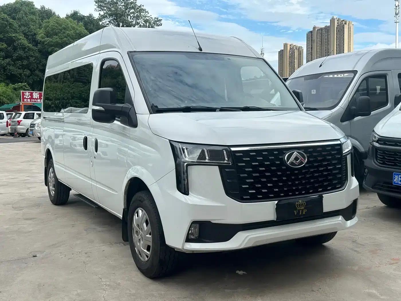 Xintu V80 2024 PRO Business Edition, 6MT, Long Wheelbase, Mid-Roof, 147Ps, 9 Seats, 4 Rows, Non-Commercial Use — миниатюра 3