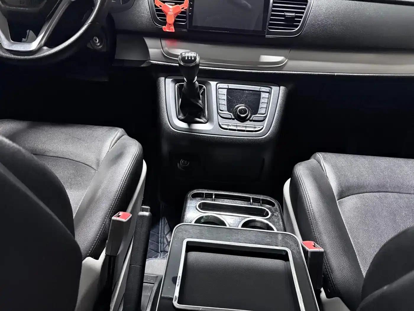 Maxus G10 2021 2.0T Manual Smart Edition Diesel 7-Seater — миниатюра 11