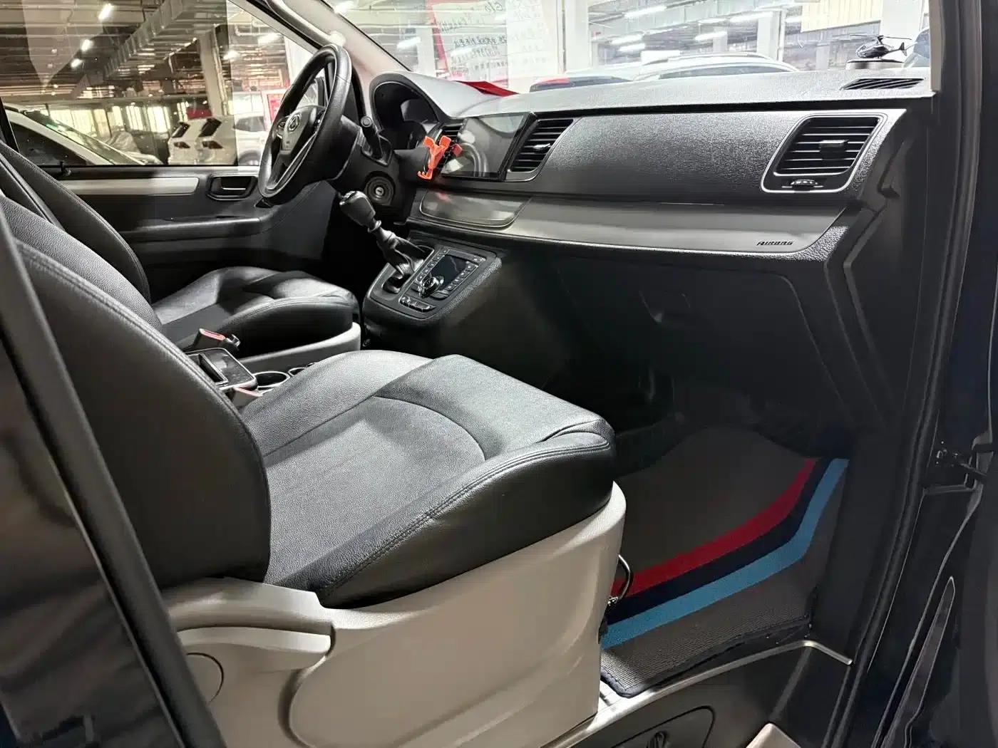 Maxus G10 2021 2.0T Manual Smart Edition Diesel 7-Seater — миниатюра 17