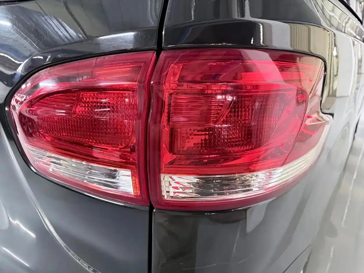 Maxus G10 2021 2.0T Manual Smart Edition Diesel 7-Seater — миниатюра 18
