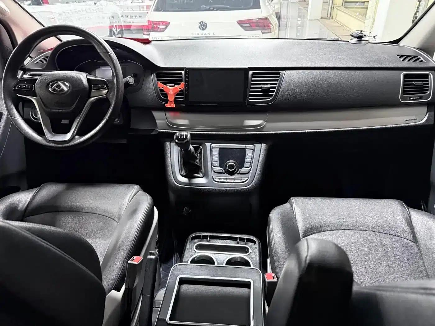 Maxus G10 2021 2.0T Manual Smart Edition Diesel 7-Seater — миниатюра 10