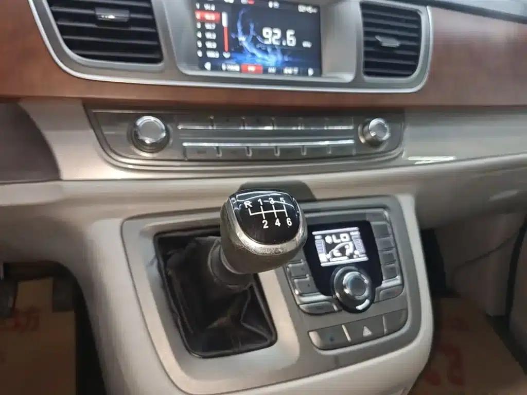 Maxus G10 2016 2.0T Manual Elite Edition — миниатюра 14