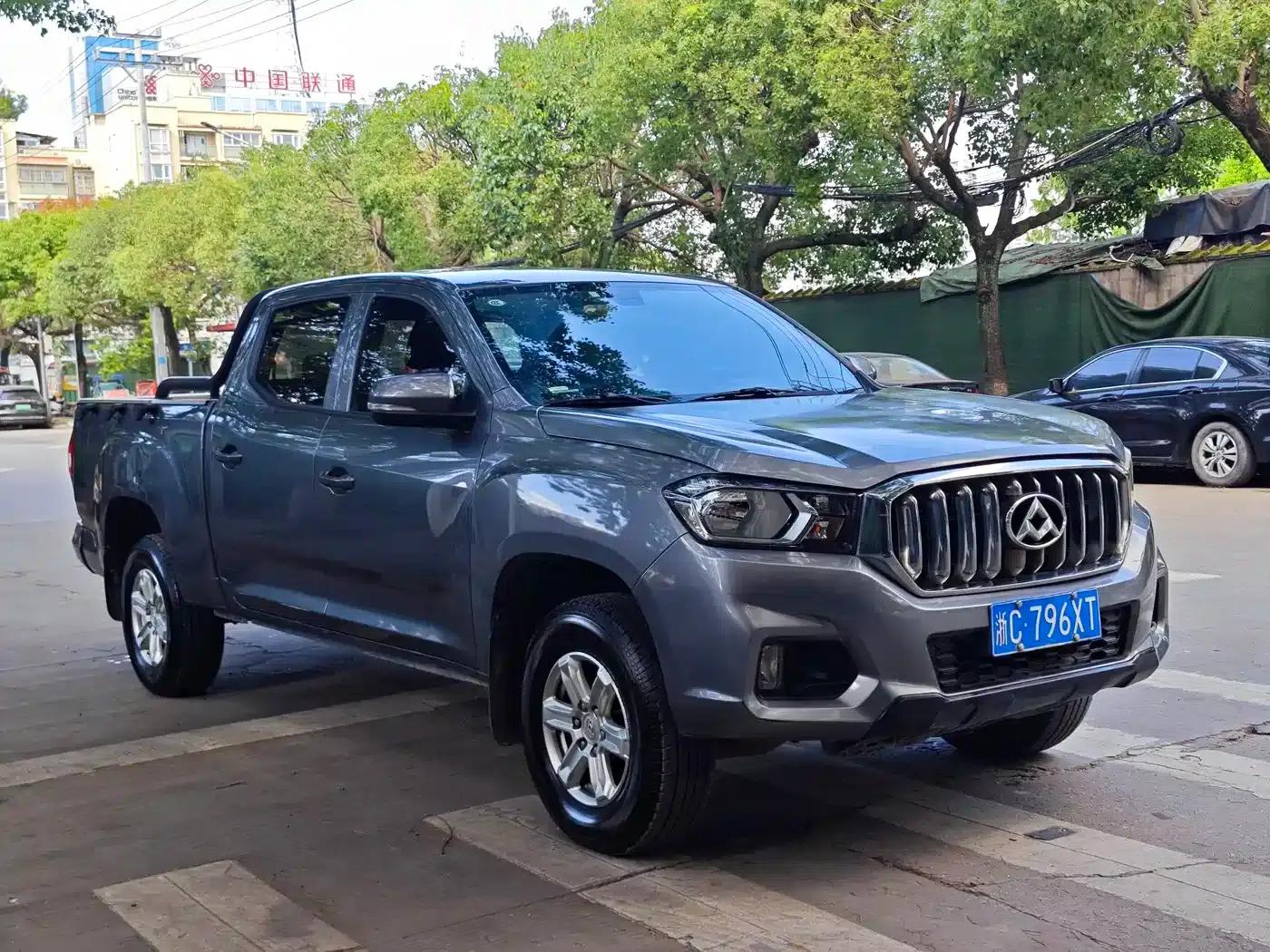 Maxus T60 2022 5th Anniversary Edition 2.0T Diesel Manual 2WD High Chassis Comfort Version Long Box — миниатюра 2