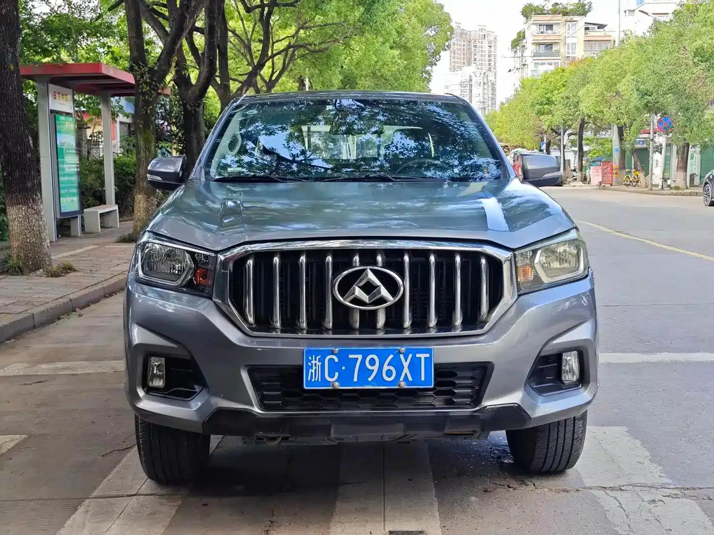 Maxus T60 2022 5th Anniversary Edition 2.0T Diesel Manual 2WD High Chassis Comfort Version Long Box — миниатюра 3