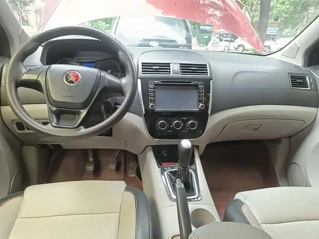 Jingyi X3 2016 1.5L Comfort Model — миниатюра 13