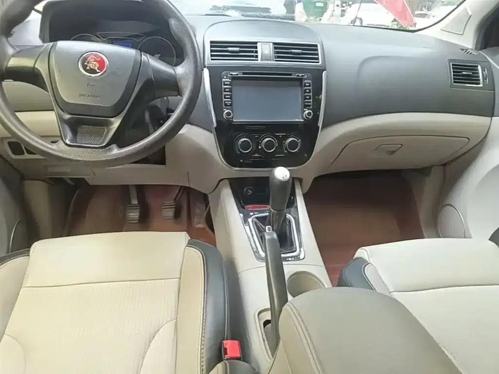 Jingyi X3 2016 1.5L Comfort Model — миниатюра 14