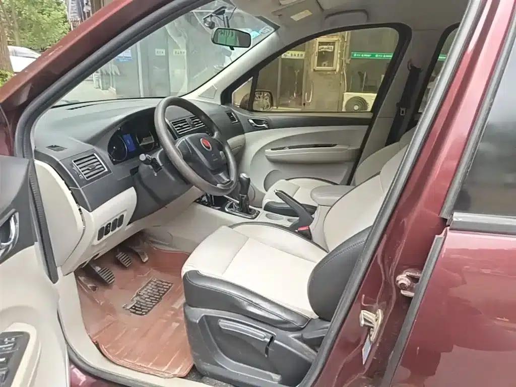 Jingyi X3 2016 1.5L Comfort Model — миниатюра 15