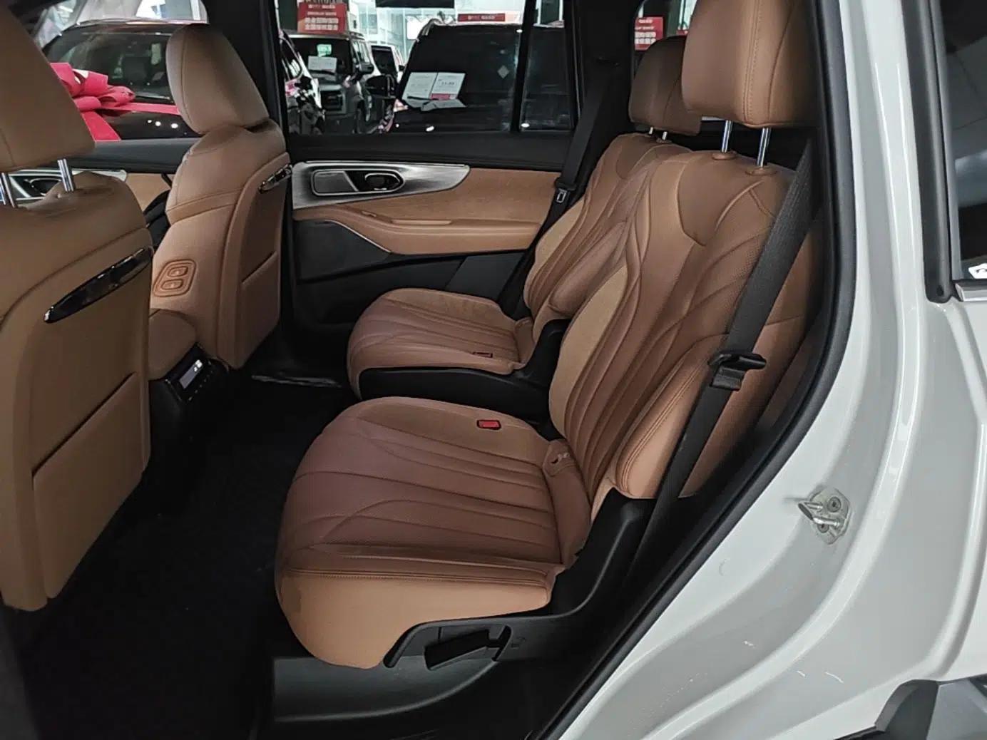 GAC Trumpchi ES9 2024 PHEV 143km Traveler Max — миниатюра 20