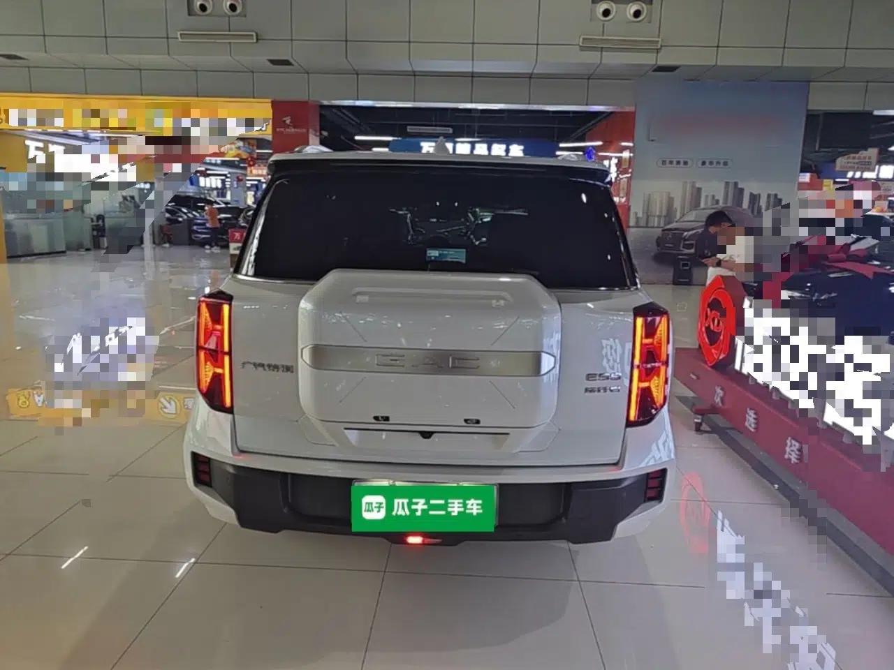 GAC Trumpchi ES9 2024 PHEV 143km Traveler Max — миниатюра 5
