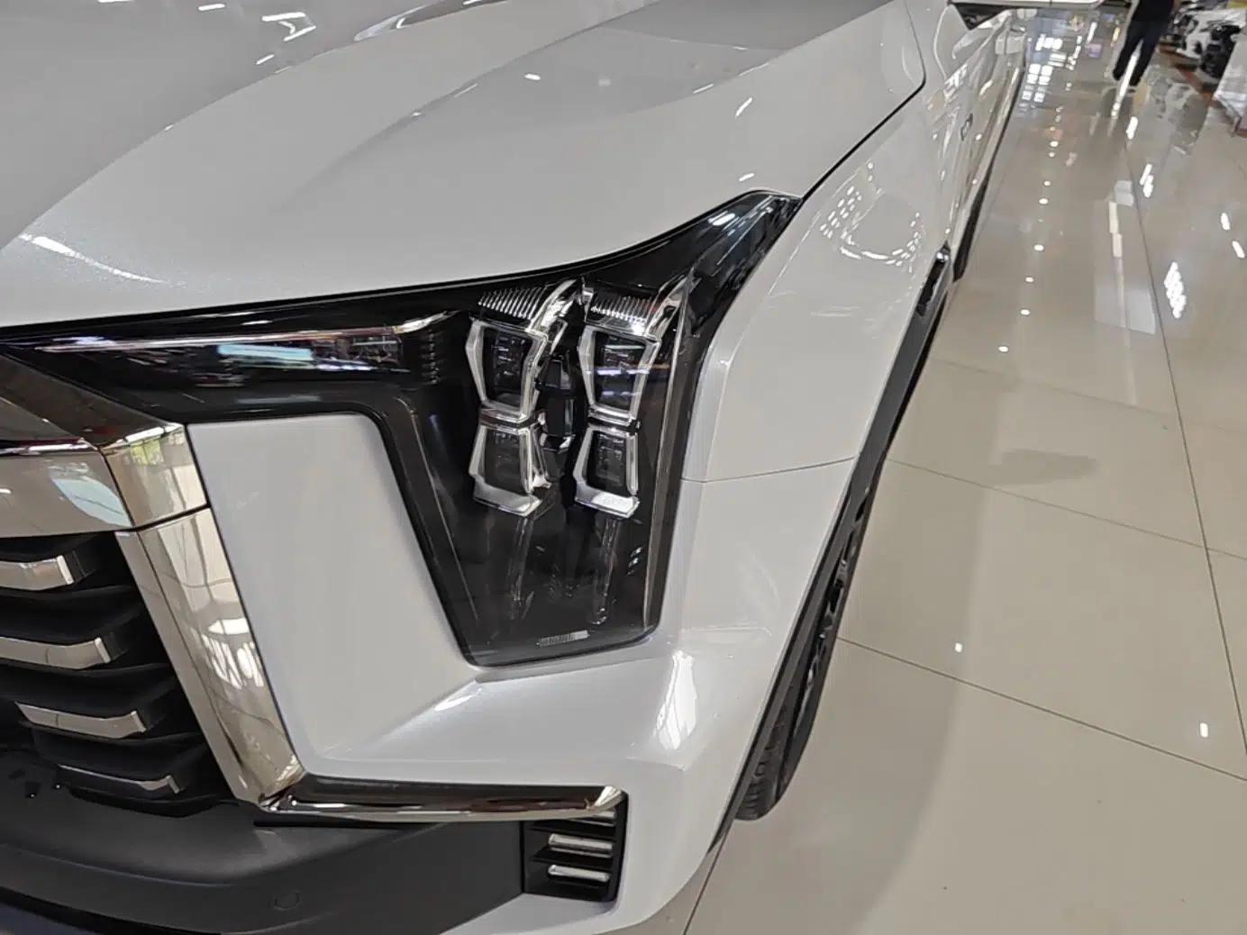 GAC Trumpchi ES9 2024 PHEV 143km Traveler Max — миниатюра 9