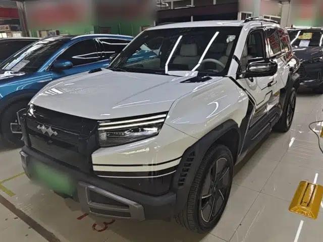 Formula Leopard Titanium 3 2025 501KM All-Wheel Drive Intelligent Driving Ultra Version