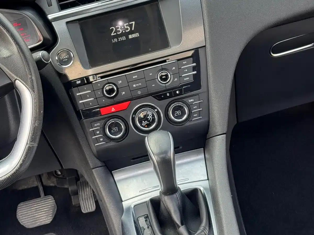 DS 6 2014 1.6T Luxury Edition THP160 — миниатюра 11