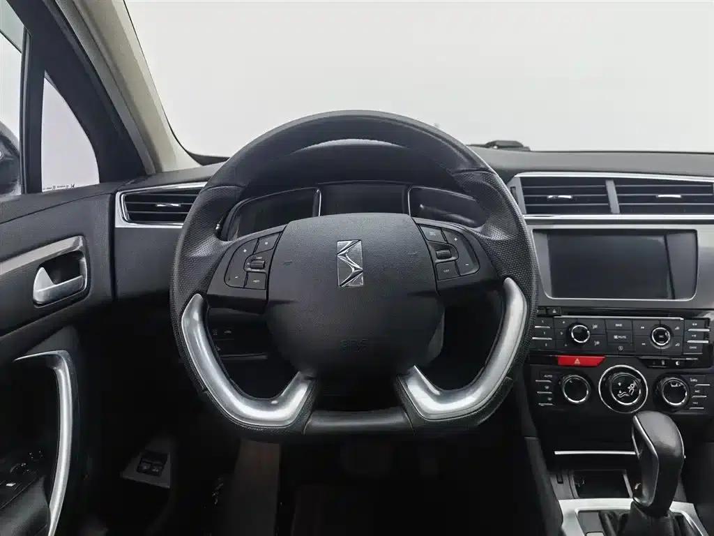 DS 6 2016 1.6T Luxury Edition THP160 — миниатюра 11