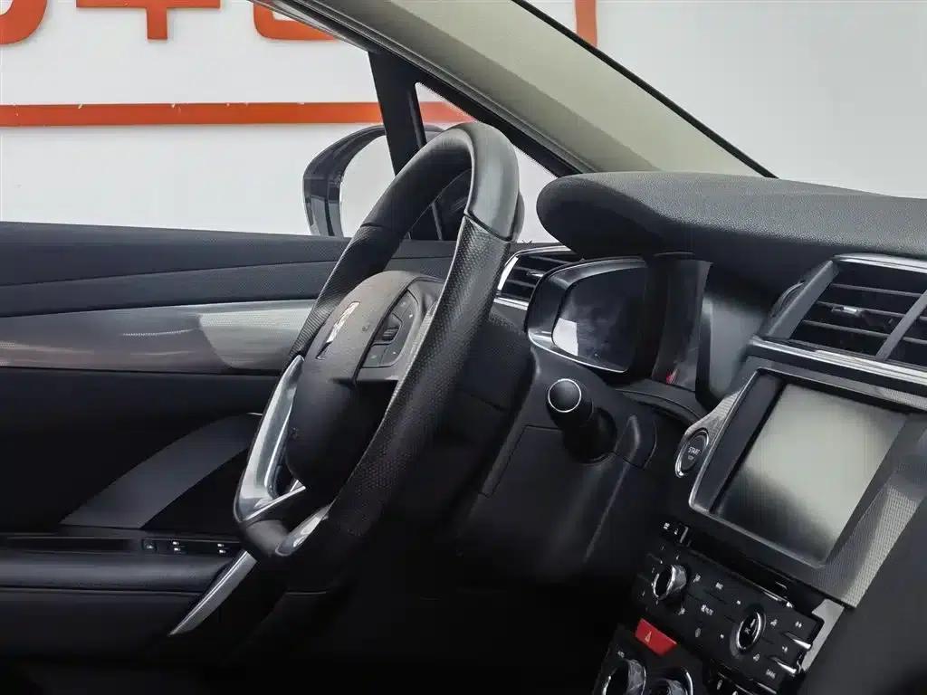 DS 6 2016 1.6T Luxury Edition THP160 — миниатюра 22