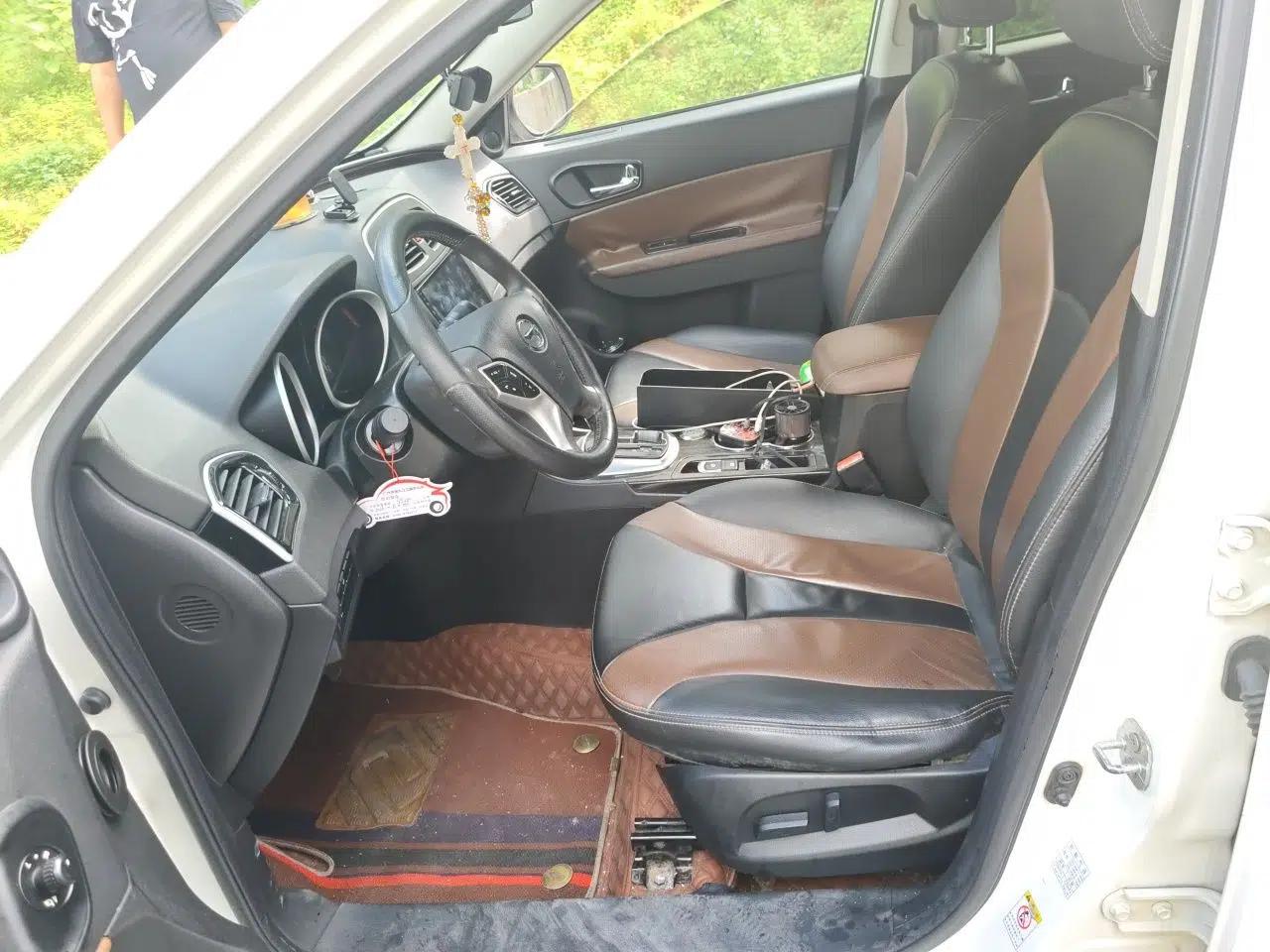 GAC Trumpchi GS5 Super 2016 2.0L Automatic Two-Wheel Drive Anniversary Edition — миниатюра 16