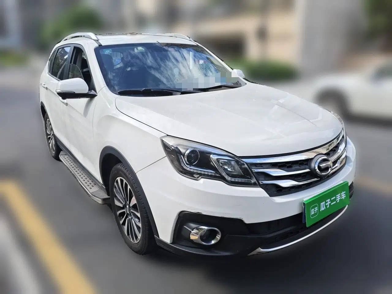 GAC Trumpchi GS5 Super 2016 2.0L Automatic Two-Wheel Drive Anniversary Edition — миниатюра 3