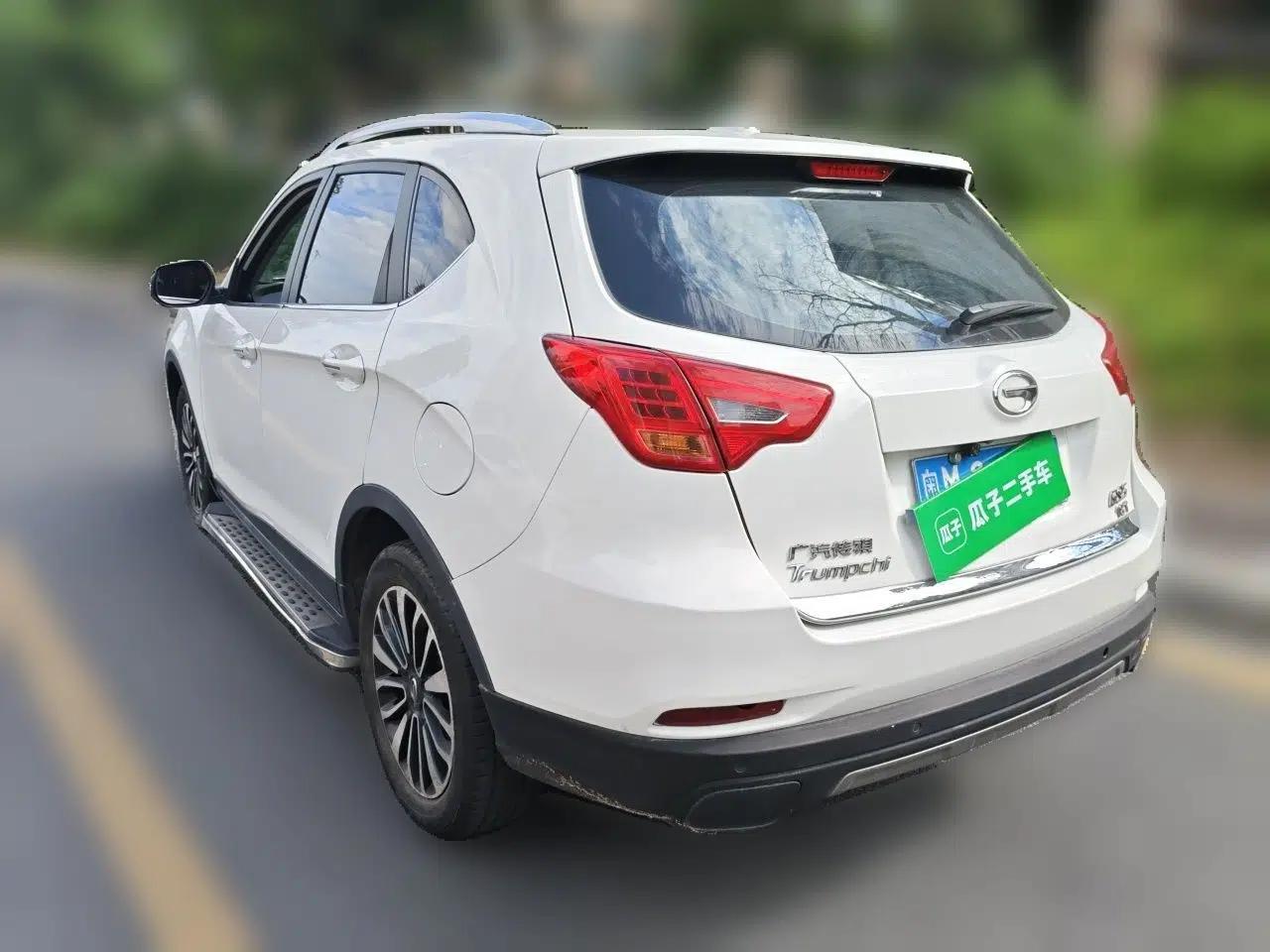 GAC Trumpchi GS5 Super 2016 2.0L Automatic Two-Wheel Drive Anniversary Edition — миниатюра 4